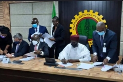 Signing-Ceremony-of-Execution-of-OML-118-Bonga-Agreements-between-NNPC-group-and-Contractor-Parties2